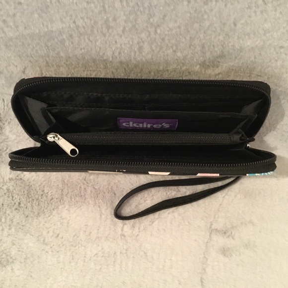 Claire’s Wallet - Picture 3 of 3